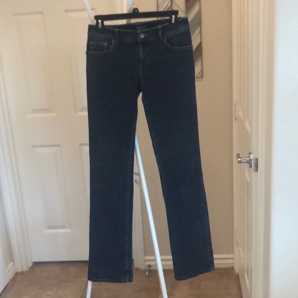 Tahari jeans size 2